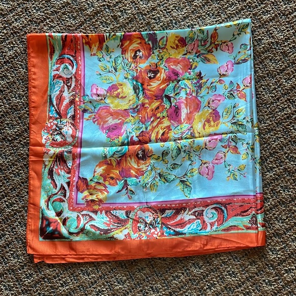 Large wrap - Picture 2 of 5